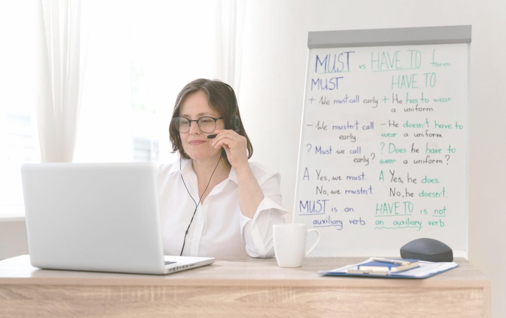 Arbeitsumgebung bei senqurilva mit Fokus auf Finanzplanung und Budgetkalender-Entwicklung